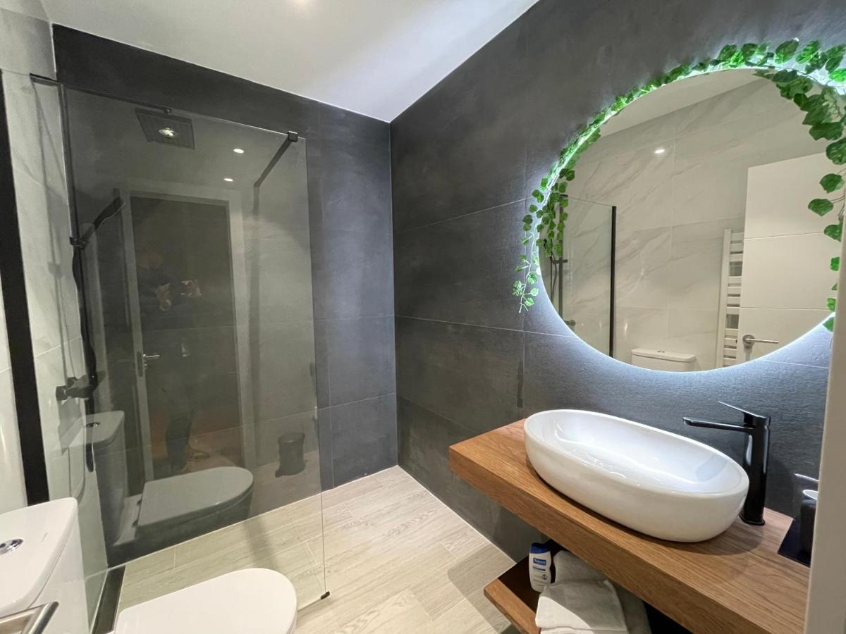 Miluisuites Loft And Spa Catedral. ซานตานเดร์ ภายนอก รูปภาพ